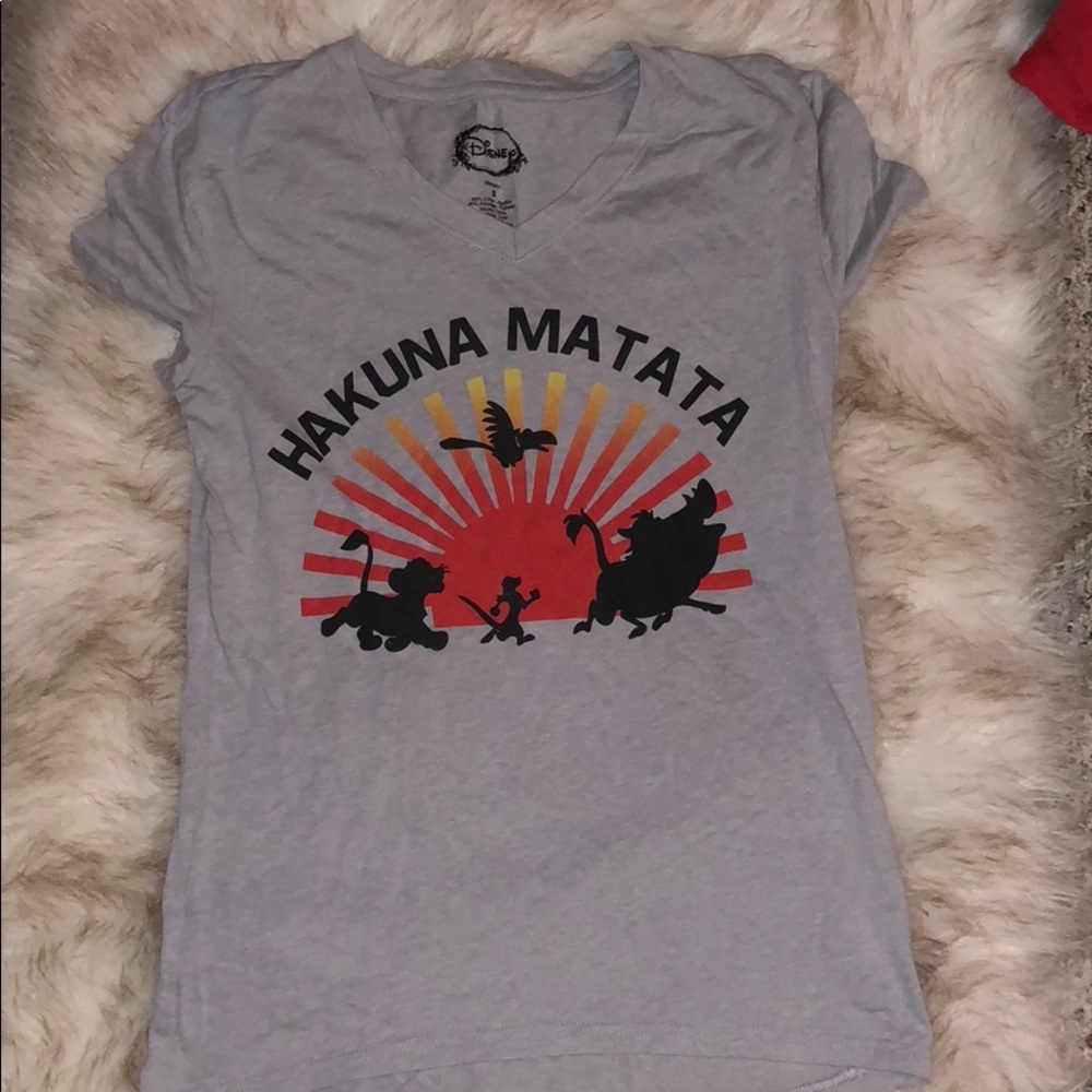 disney tee shirt "hakuna matata"